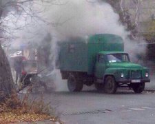 У Харкові згоріла вантажівка газівників (фото)