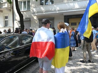 Польща: опитування про депортацію українських чоловіків