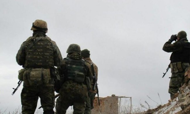 Опошлили погибших: бойцы и волонтеры требуют уничтожить скандальную книгу