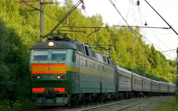 Жуткое пламя поглотило очередной украинский поезд