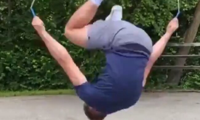 Скриншот видео