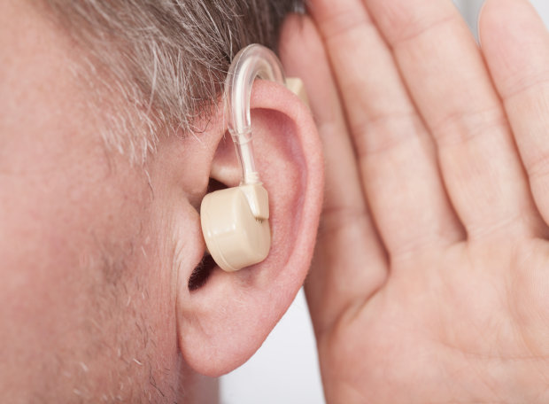Вчені навчилися лікувати глухоту кількома способами