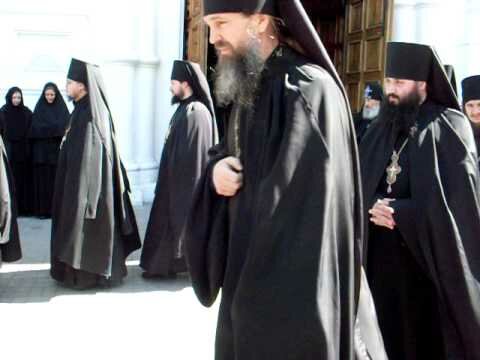 Монахи Святогорской Лавры, скрин с видео