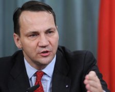 "Нічні вовки" спантеличили уряд Польщі