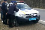 Франківський "шумахер" зник з місця ДТП і ледве не потонув з автомобілем — алкотестер зашкалює