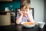 Загляните в холодильник: любимые детские продукты, которые вызывают рак