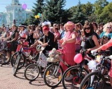 Соцмережі повеселив велоконкурс в окупованому Луганську (відео)