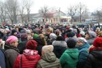 Под Тернополем устроили молебен против приезда украинцев из Уханя, - "С нами бог!"
