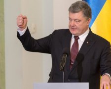 Порошенко анонсував кінець АТО