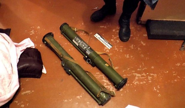 У  херсонских преступников обнаружили целый арсенал оружия (фото)