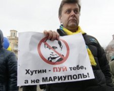 Маріупольці просять Порошенко "не здавати" Широкине