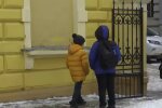 Школярі, кадр з відео