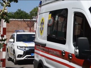 Поліція і швидка допомога / скріншот з відео