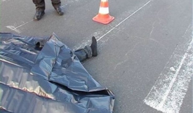 В Киеве водитель насмерть сбил пешехода и скрылся