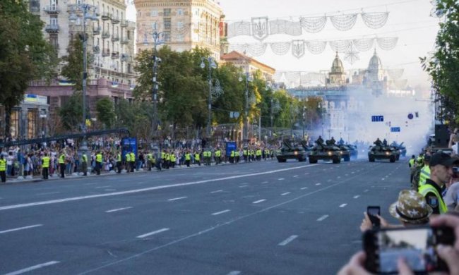 Это революция: украинцам на Крещатике показали железный щит страны
