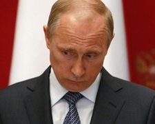 Путин надел на свидание с Трампом каблуки: фотофакт