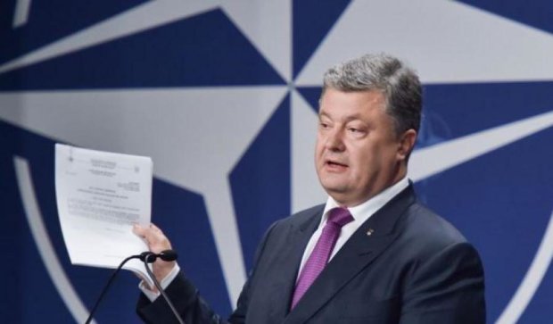 Порошенко проведе референдум щодо вступу до НАТО