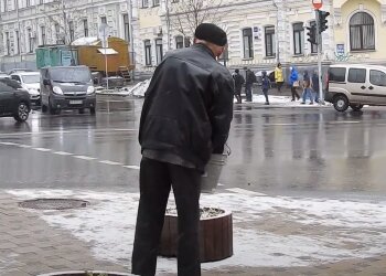 Соль на тротуарах, скриншот: Facebook