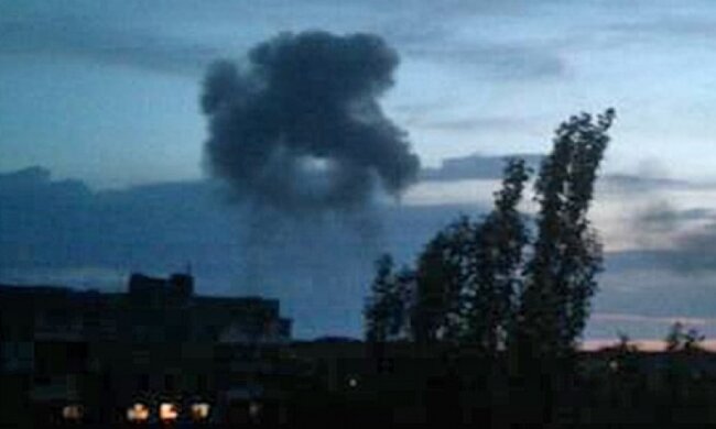 У Донецьку стався потужний вибух на хімічному заводі