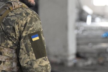 Військовий, фото: Facebook