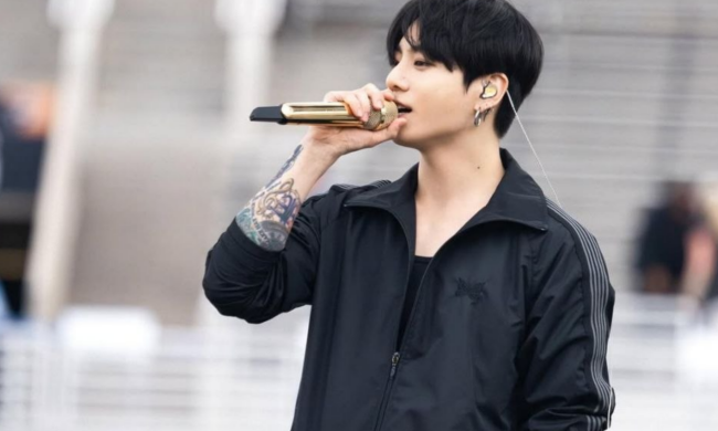 Чон Чонгук (Jungkook), фото з соцмереж гурту BTS