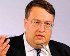 Геращенко візьме на поруки патрульного, який розстріляв BMW