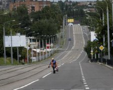 Без огурцов, но с Газмановым: истории из оккупированного Луганска