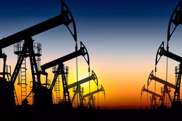 Сегодня нефть подешевела на 70 центы