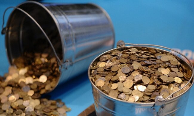 Рубль опустился до исторического минимума