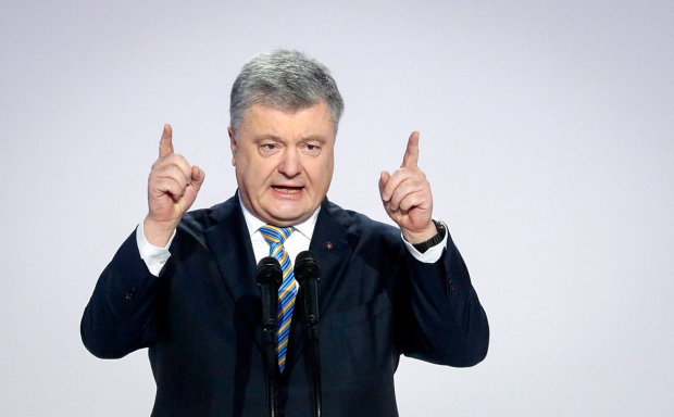 "Кандидатов много, рехформатор один": Рыбчинский показал, как политика Порошенко добивает украинцев