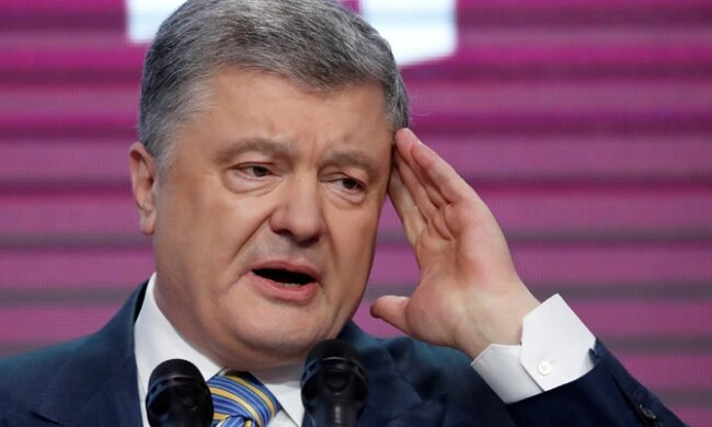 Догрався: суд відсудив у Порошенка кругленьку суму, що накоїв ексглава держави