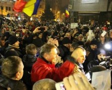 Румунський міністр звільнився після протестів