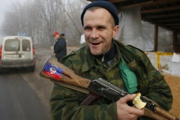 Российские военные в "ДНР" пьянствуют напоказ - чтобы увольняли