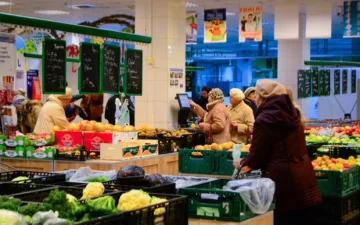 Святковий стіл: які продукти подорожчають перед Новим роком