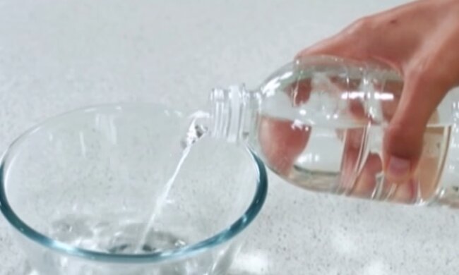 Вода, скріншот: YouTube