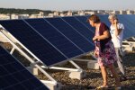 Сонячні батареї на даху багатоповерхівки / фото: Львівська міськрада