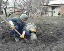 Копи схопили диверсантів з російською зброєю (фото)