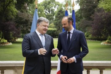 Порошенко знайшов винних в тотальній українській корупції