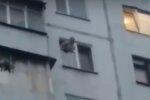 В Харькове неадекват высунулся в форточку и поставил на уши весь дом - "Я щас всех взорву!"