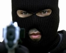 Вірменська опозиція захопила нових заручників