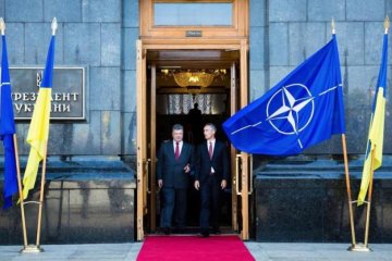 От слов к делу: Венгрия начала прессовать Украину