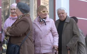 Пенсионеры. Фото: скрин youtube