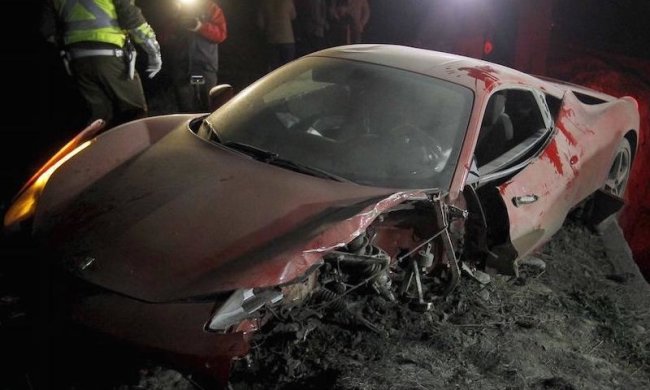 Топ-7 автомобильных аварий с участием футболистов