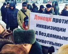 В окупованому Донецьку пройшов мітинг на захист тварин (фото)