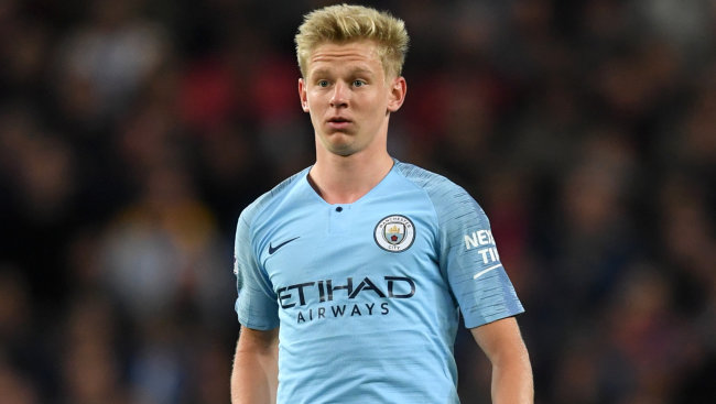 Зинченко феерил за Ман Сити в патриотичных щитках с молитвой