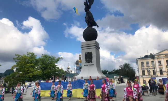 День Конституції 2019: розлючені харків'яни проїхалися по Кернесу, "наплював в душу"