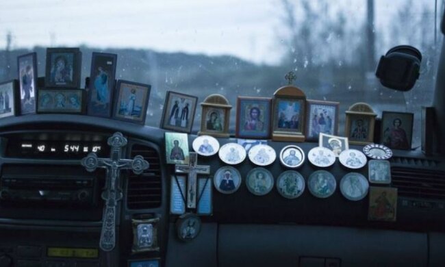 Иконы, скриншот: YouTube