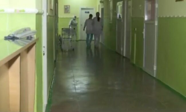 Под Львовом врачи отправили в могилу двухлетнего малыша - лечили нос, а он умирал