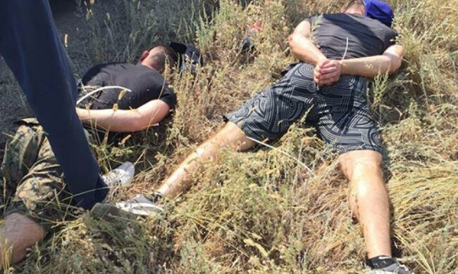 Полицейские на Днепропетровщине задержали вооруженную банду 