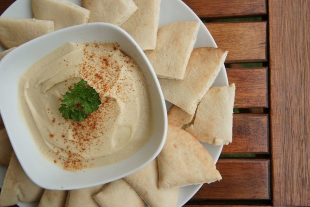 Традиционный рецепт чесночного хумуса, который понравится каждому